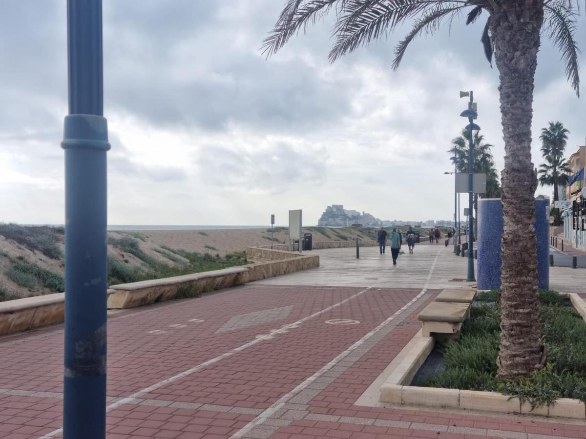 The Beach Across The Street Peñíscola 外观 照片